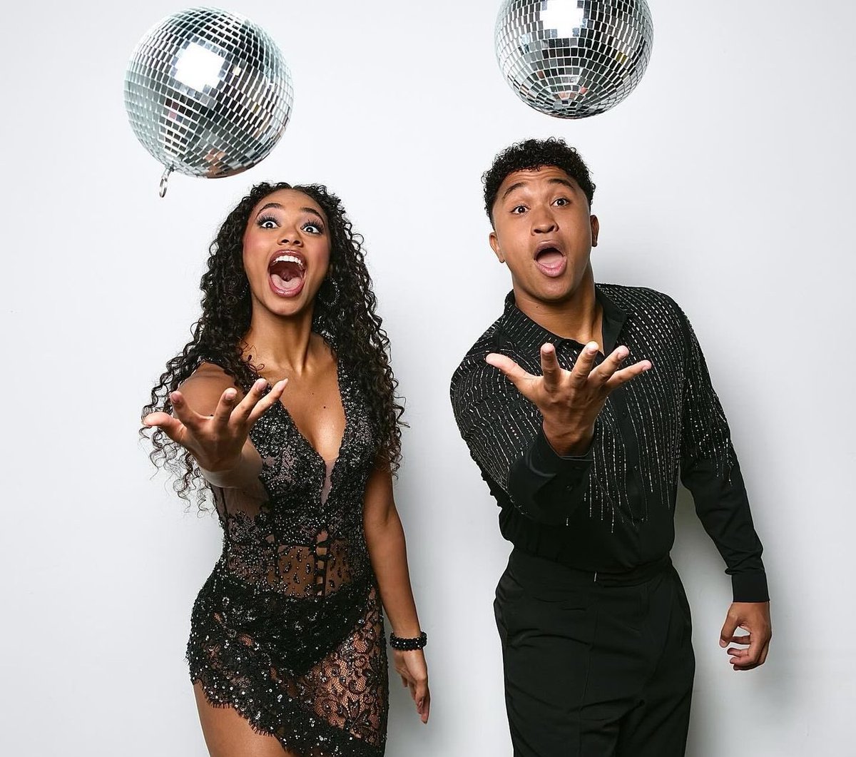 lucygrcybaird's tweet photo. top 4 as of now  #dwts https://t.co/K7rRST42UK
