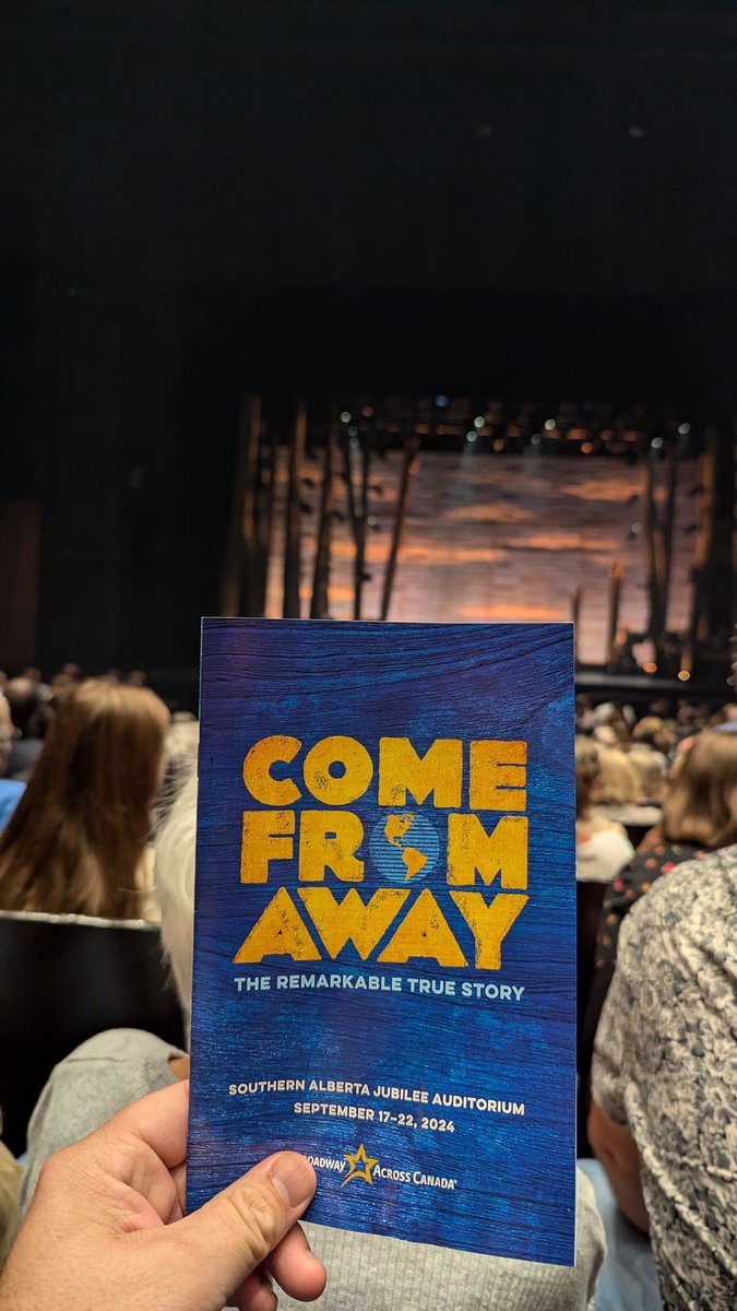 So excited to see <a href="/wecomefromaway/">Come From Away</a> tonight in #yyc, it's one of my favourite musicals! ♥️🎶

Thanks to <a href="/BACTouring/">BroadwayAcrossCanada</a> for bringing it to town!