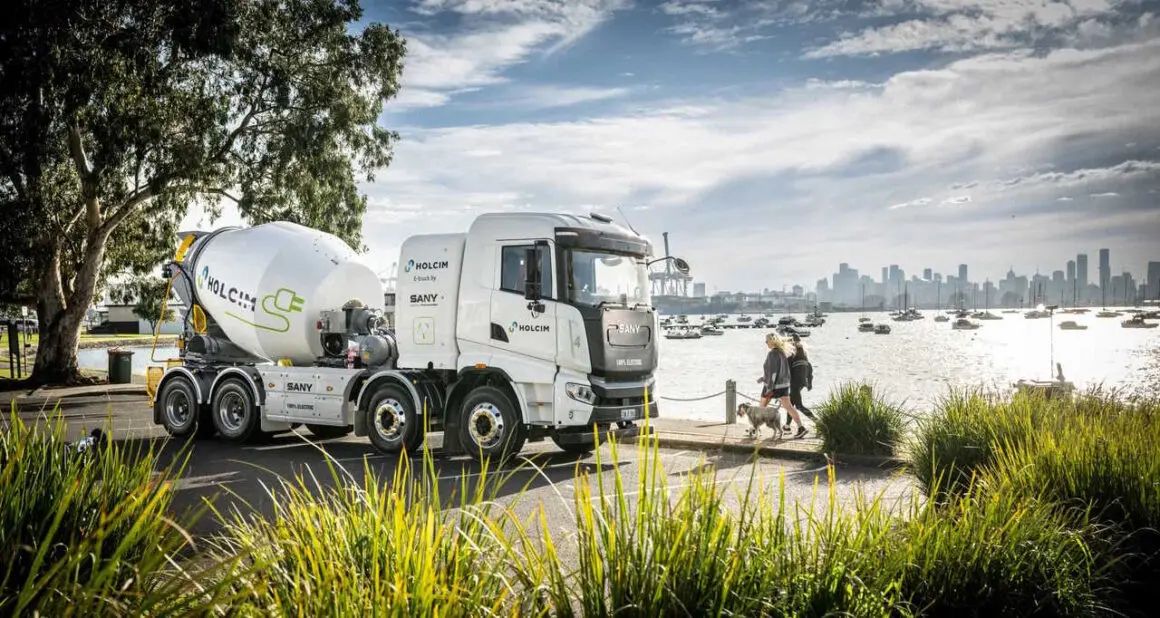 The first electric concrete truck mixer in Australia is currently undergoing trials in Melbourne.
smarterfutur.es/4eKUOKn