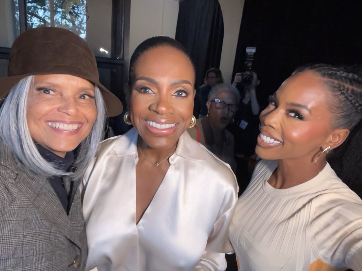 We’re excited to hear Supreme Court Justice Ketanji Brown Jackson speak! @thesherylleeralph ⁦<a href="/Therealbrandee/">Brandee</a>⁩