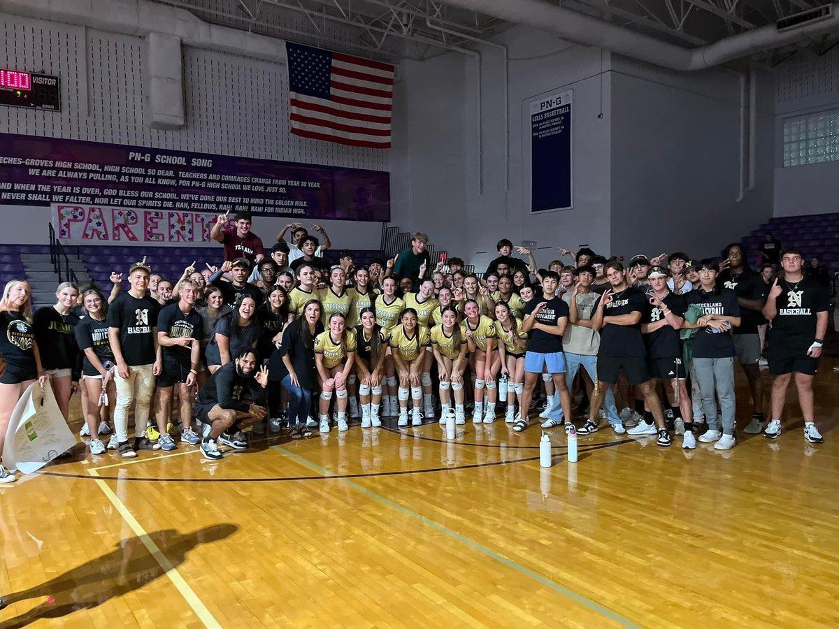 ✨BULLDOGS WIN!!!✨

Your favorite Bulldogs had a shut out tonight against a tough PNG team!! The atmosphere was electric tonight for both teams but we had the BEST student section in the nation!! Thank you to everyone who came out to support us!! Y’all are the best!!🖤🏐🔒🐾