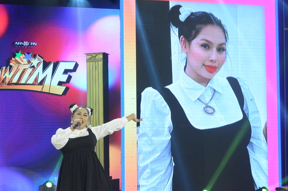 itsShowtimeNa's tweet image. 🎭#KalokalikeFace4 na! Ang ‘Toni Fowler’ ng Oriental, Mindoro, CHRISTIAN! Kaloka o Kalokalike? #ShowtimeWayboxWednesday

Watch us Live, Follow, and Subscribe here:
linktr.ee/itsshowtimena