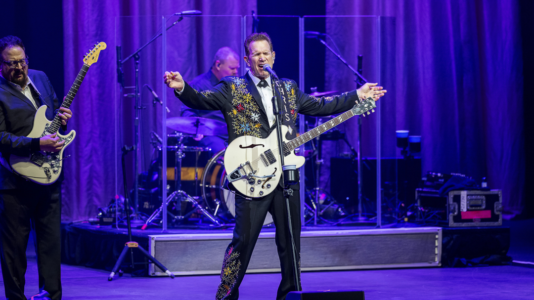 Yaamava' Resort & Casino (@yaamava) on Twitter photo Surrender to the sound of love. 🎸💚
Thank you, <a href="/ChrisIsaak/">Chris Isaak</a> for a love letter performance.
Who's up next? → brnw.ch/21wMLoV
#AllRoadsLeadtoYaamava #YaamavaTheater Surrender to the sound of love. 🎸💚
Thank you, <a href="/ChrisIsaak/">Chris Isaak</a> for a love letter performance.
Who's up next? → brnw.ch/21wMLoV
#AllRoadsLeadtoYaamava #YaamavaTheater