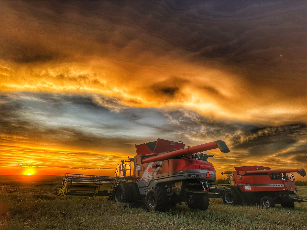Tonight’s Massey sunset

<a href="/AGCOcorp/">AGCO</a>🇨🇦