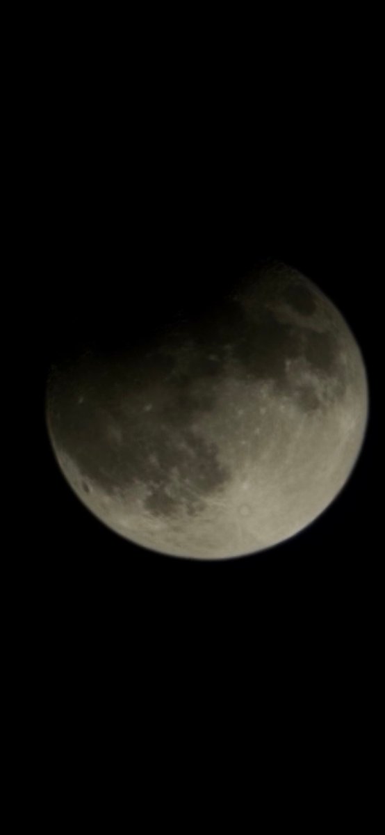 MrsFitz09's tweet image. Partial #LunarEclipse tonight from #Monumentvalley #TheView