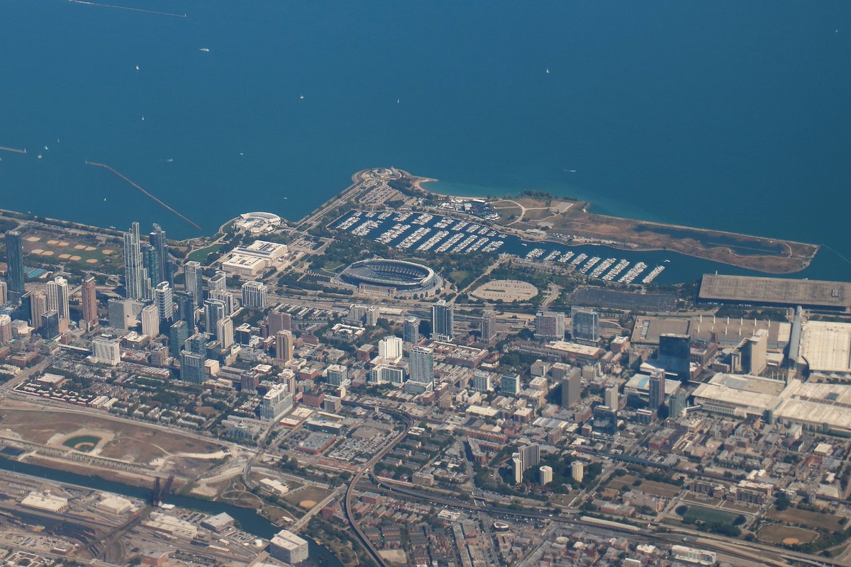thegreatzo's tweet photo. Amazing views of downtown Chicago on the way into ORD today! https://t.co/ensnz70JlN
