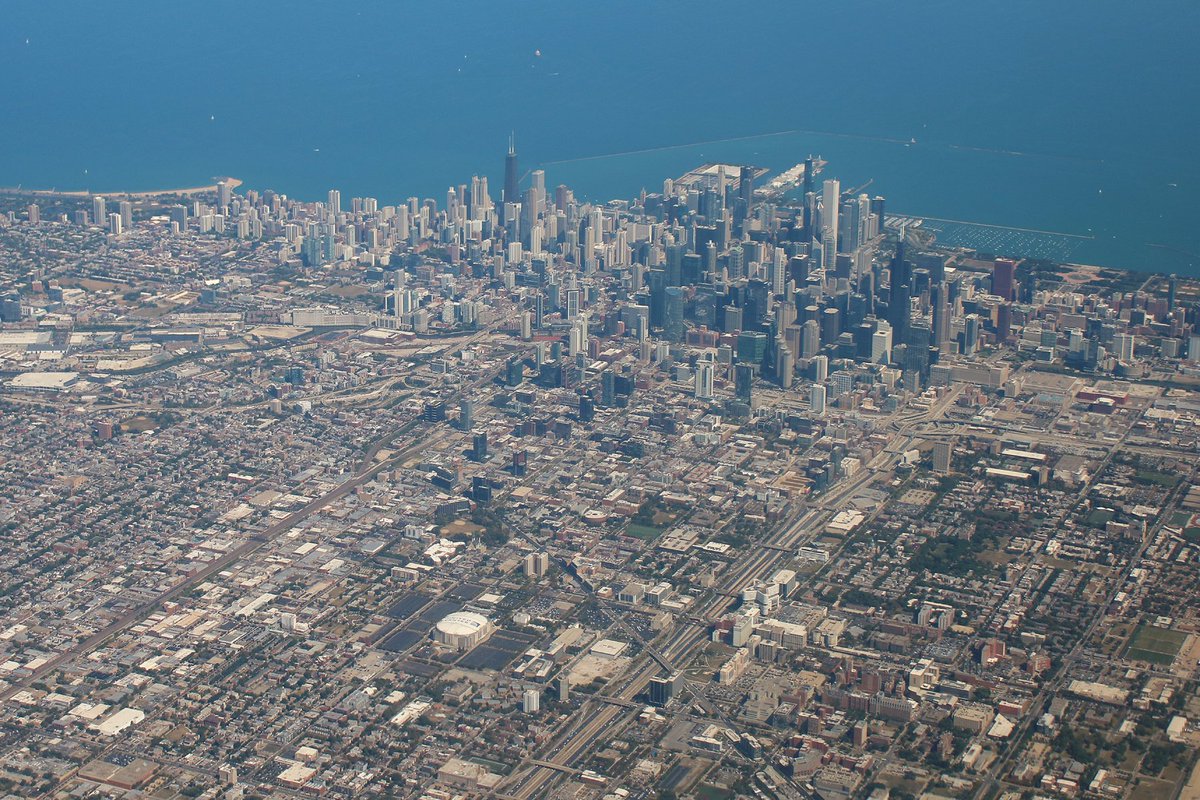 thegreatzo's tweet photo. Amazing views of downtown Chicago on the way into ORD today! https://t.co/ensnz70JlN