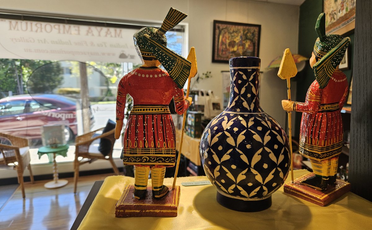 MayaIndianArts1's tweet photo. While we are gearing up for our next exciting & very unique exhibition/#MayaFest 2024,we share a few exquisite creations created by our artisans spread across the length & breadth of India. #BluePottery #Woodenartefacts from Varanasi & #DarjeelingTea #TripuraTea Keep watching! https://t.co/9UbuTRRMbL