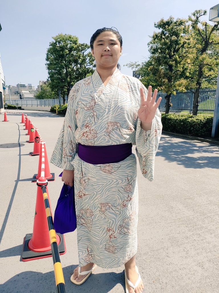 ryogokulove's tweet photo. 勝ち越して来場所の三段目昇進を決めた太秦くん。
いやあ、立派👏👏👏👏
#stmo https://t.co/oC6k7fHVwK