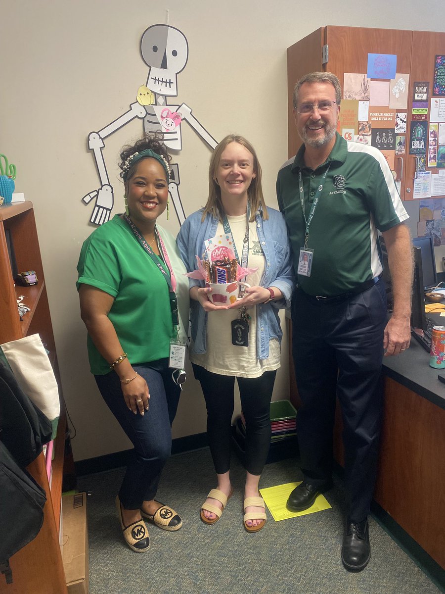 📣The August Colt Staff Member of the month who has gone the extra mile is our amazing 7th grade counselor Molly Casillas!!! 📣

#Horsepower
<a href="/CardiffColts/">Cardiff Junior High</a> 
<a href="/katyisd/">Katy ISD</a>