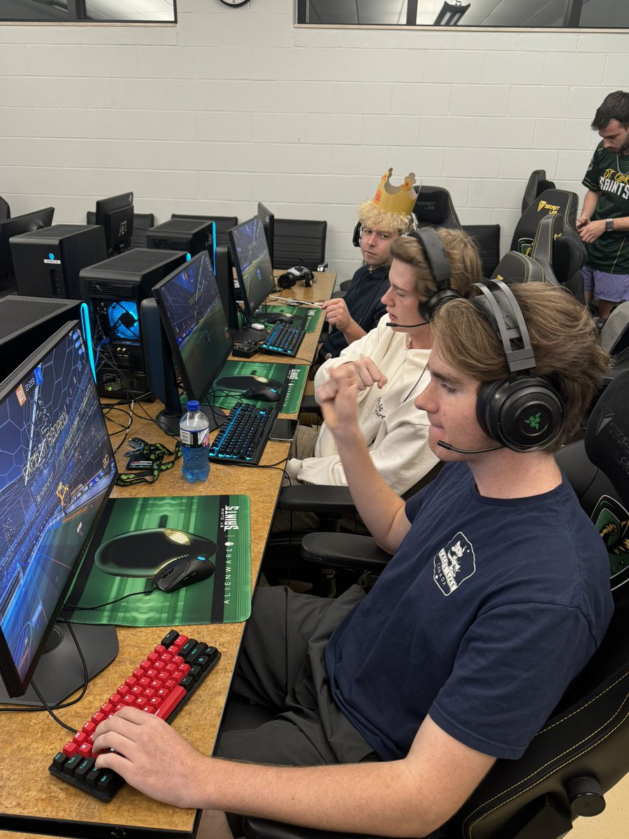 KENTUCKY BOUND 🇨🇦❤️ <a href="/trucrdbl/">tru</a> @KipperrRL @NoahOlauson <a href="/SaintsGamingCA/">St. Clair Saints</a>