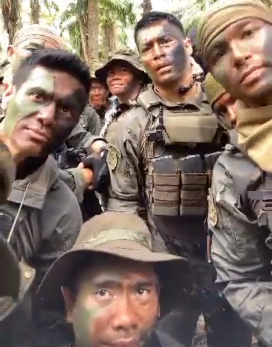 “Pov melihat orang gaduh pasal batik”
