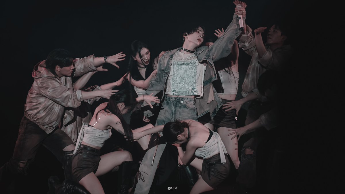 Bumsa_'s tweet photo. 김기범의 쿨애즈코어 ... 😎 https://t.co/VvYXu4ErFq