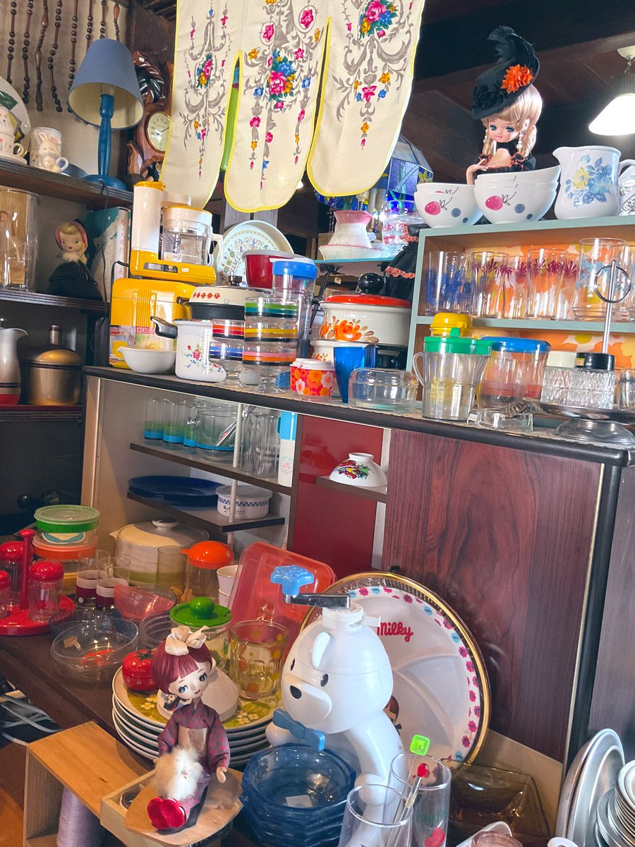 三重県鈴鹿市 の『ヨコモク』さんの店内の様子その4です