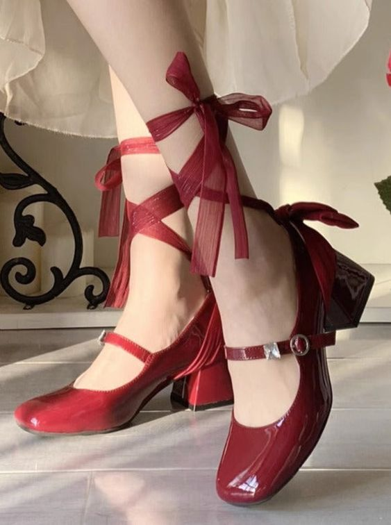 etherealdior's tweet photo. there's a shade of red for everyone https://t.co/Ou7OzqNJBt