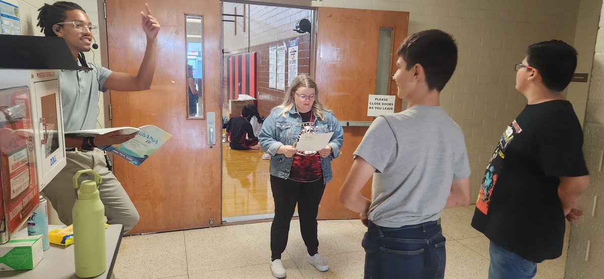 #WeAreSW Exciting day for the SWISD Penguin Project! This afternoon, we kicked off our first rehearsal with over 70 students from across the district. The energy was incredible, and we can't wait to see what these young performers will create together!
#swisdpenguinproject