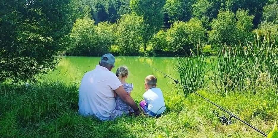 Military vs Cancer tweet media