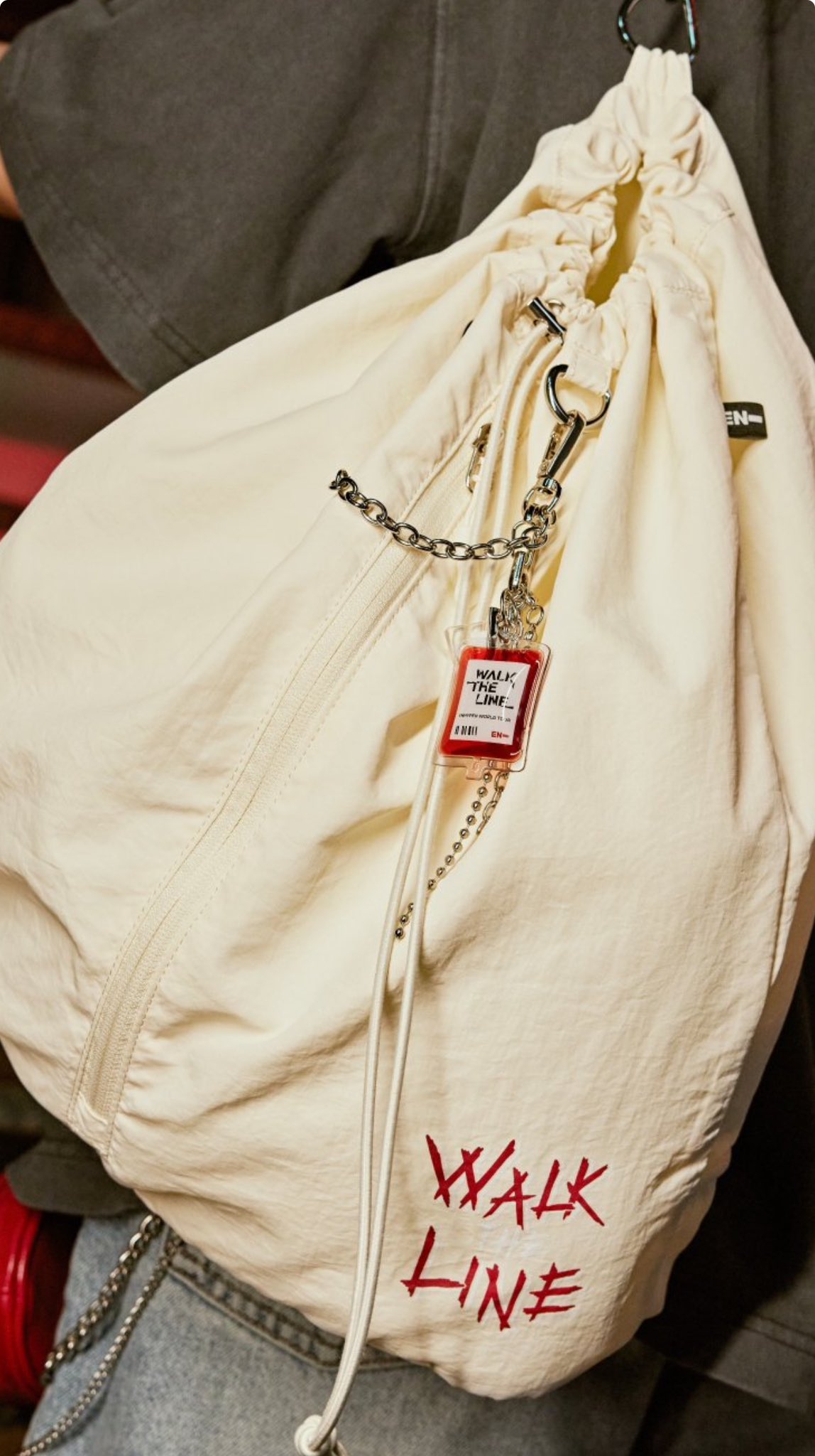 ENHYPEN WALK THE LINE スリングバッグ ENHYPEN WALK THE LINE スリング バッグ&輸血キーリング と*ら様