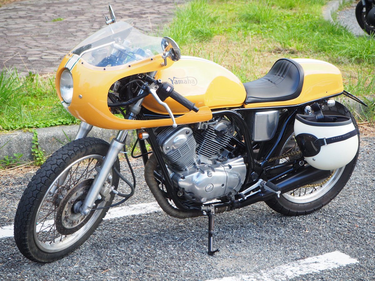 karaage_kouda's tweet image. 完成しました。
僕のsrv 250
黄色、ベージュ、緑
かっこええがな。
#4DN
#srv
#ルネッサ