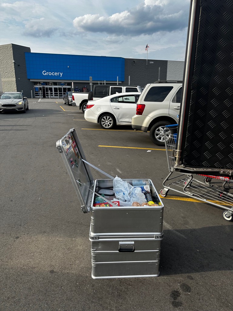 @ashevillevehicleoutfitters⁠
<a href="/ok4wd/">OK4WD</a> 
@alucab_usa⁠
@gp_factor⁠
<a href="/zarges/">Torsten Zarges</a>.usa 
@bubbarope_ 
#explore #bfgko2 #gladiator #overlandbound #overland #alucab #overlandlife #jeepgladiator #jeeplove  #Jeeping #jeepthing #jeepwave #jeepsofinstagram #overlanding #overlander #overlandkitted