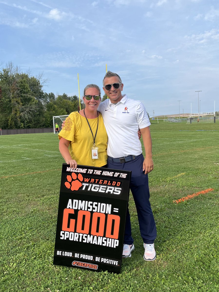 Christal Jensen Kent (@flx_ad) on Twitter photo Be Loud. Be Proud. Be Positive. #sportsmanshipmatters <a href="/SecVAthletics/">Section V Athletics</a> #cohort15 #wflleaders <a href="/PYAthletics/">Penn Yan Athletics</a> Be Loud. Be Proud. Be Positive. #sportsmanshipmatters <a href="/SecVAthletics/">Section V Athletics</a> #cohort15 #wflleaders <a href="/PYAthletics/">Penn Yan Athletics</a>