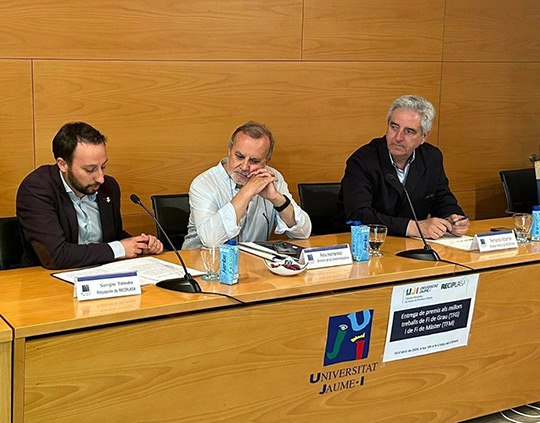 La Cátedra Reciplasa-UJI convoca la tercera edición del ´Premio a la  Iniciativa para la Mejora de la Gestión Sostenible de los Residuos  Urbanos´ vivecastellon.com/noticiario/la-…