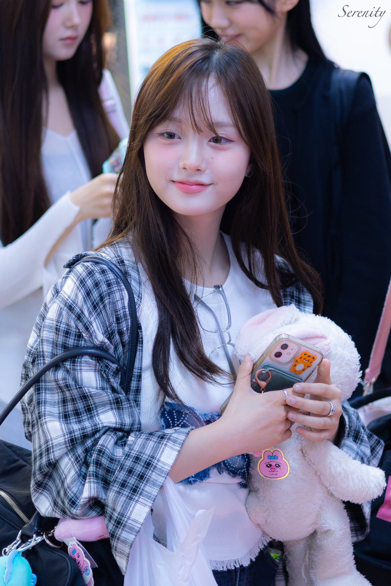 S23renity's tweet photo. 240916 HQ

귀여워 ☺️

#tripleS #트리플에스 #SEOAH #서아 https://t.co/vbPcEY81MP