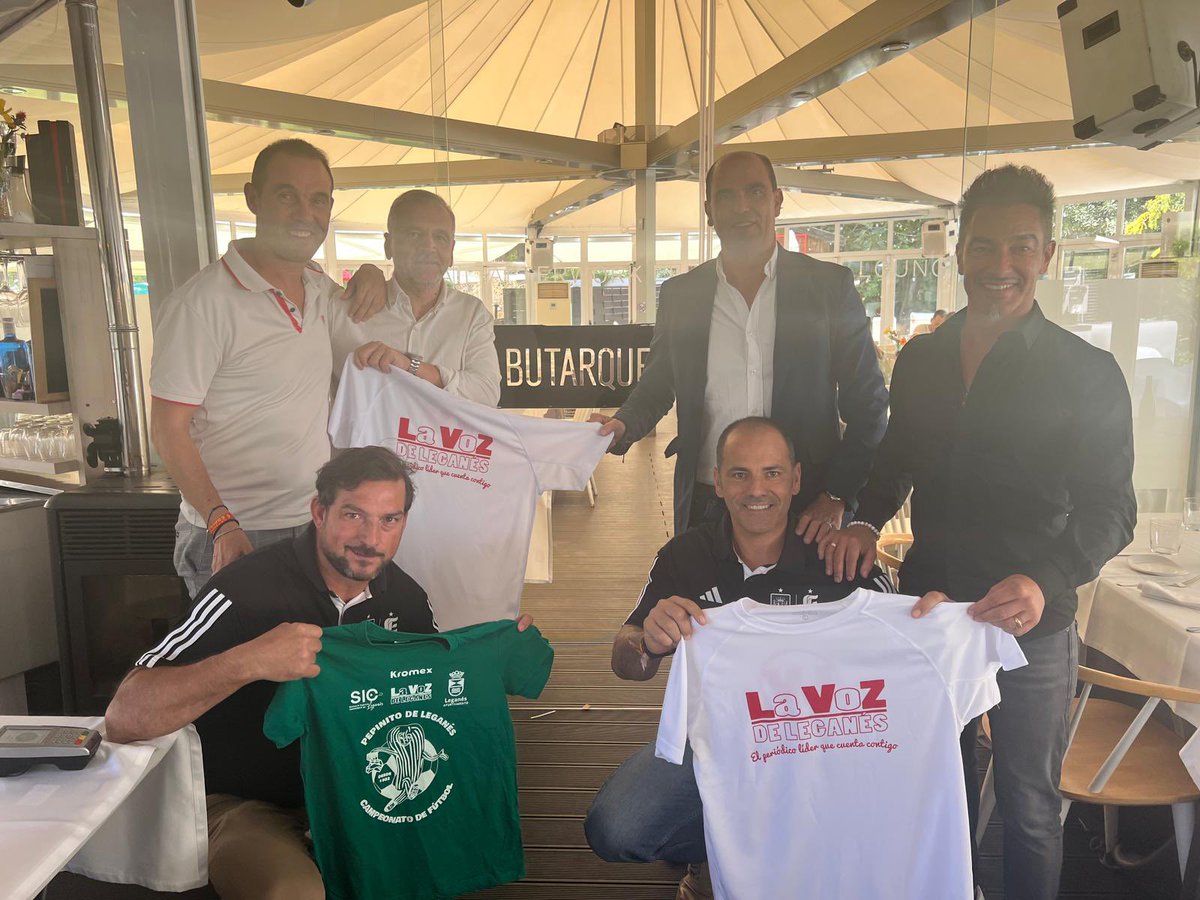 Sin descanso, se vienen acuerdos, sorpresas y sobretodo mucho, pero que mucho #futbol para todos.

Las leyendas de la selección española de fútbol con el #pepinitodeLeganes y el medio oficial del torneo, la voz de Leganes