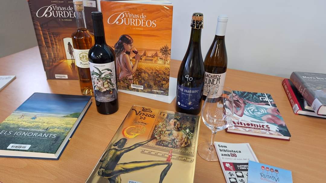 🤩🍇 Els vins de la #DOTarragona han estat protagonistes del #tast, ben acompanyats de #còmics i #llibres relacionats amb el món vitivinícola. 🍇🍷

😊Gràcies a l'Àngels Collado i <a href="/DOTarragona/">DO Tarragona</a>

 #BibliotequesambDO 

ℹ️bibliotecatarragona.gencat.cat/ca/actualitat/…