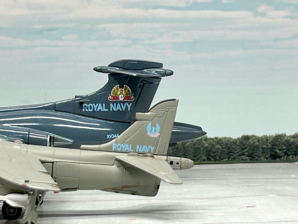 akabou_himawari's tweet photo. 🇬🇧#イギリス機コレクション
#ブラックバーン #バッカニア #Blackburn #Buccaneer
#BAE #シーハリアー #SeaHarrier
#イギリス海軍 #RoyalNavy
#第809海軍航空隊(#809NAS)
#フォークランド紛争
#corgi #コーギー https://t.co/71QIK3gqnM
