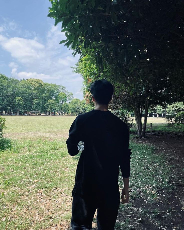 keL02p05's tweet photo. -Barking Isn't Heard
•
•
•
Mark Lee au
by lepidoptera https://t.co/lyxXps2rQT