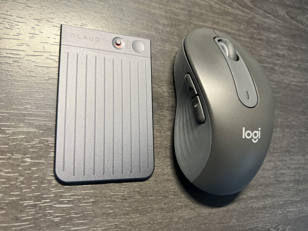 yuji_hayashi34's tweet image. ChatGPTと連携のPLAUD NOTEが便利（マウスより小さい）
うちの事務所は相続・信託がほとんどなので、お客様との電話や面談が多いです。今までは内容を手打ちでkintoneに入れてましたが、全て要約してくれます。今後はkintoneとのAPI連携の可能性もあるらしい。
PLAUD公式：@plaud_japan
#PLAUDNOTE