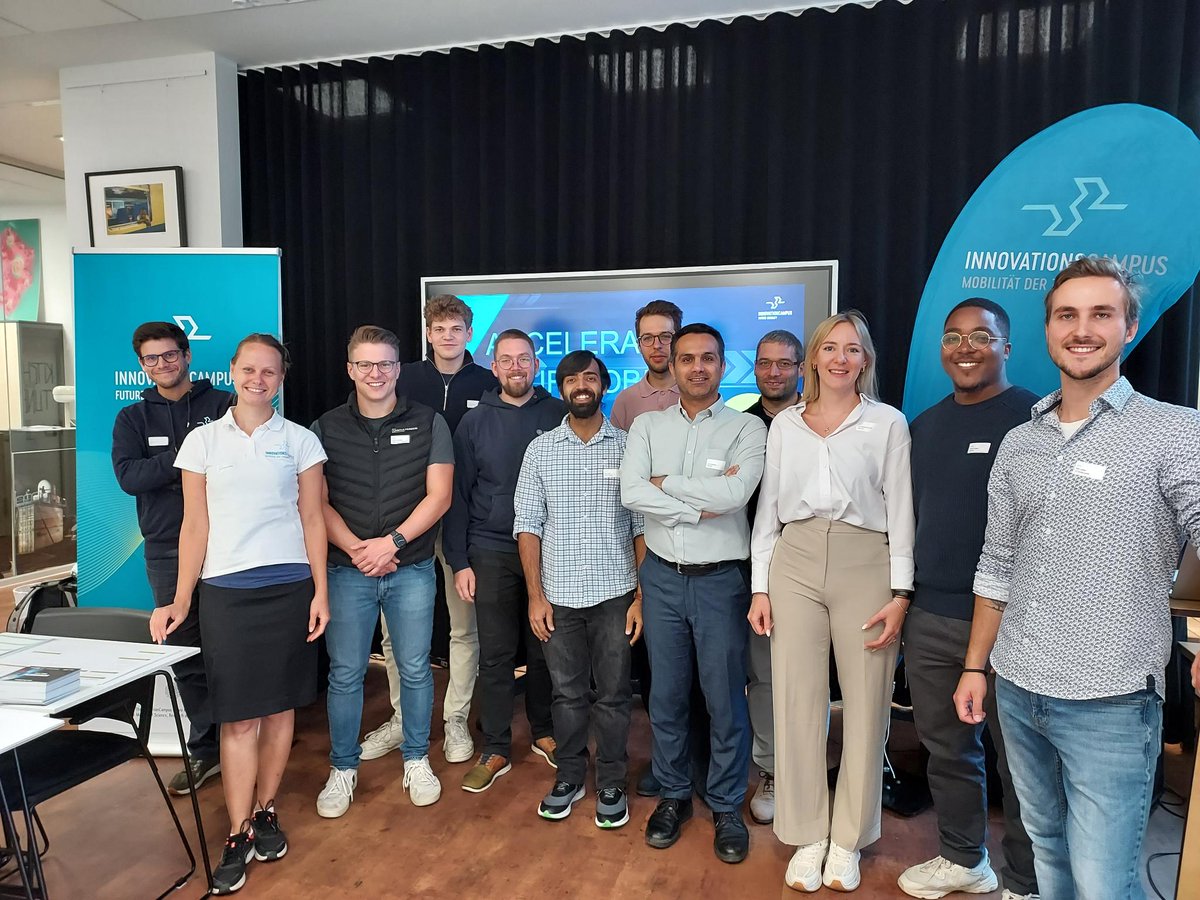 InnovationCampus Future Mobility (ICM) (@icm_bw) on Twitter photo Last week marked the start of our "ICM Early Ride Program" as the first steps of the entrepreneurial journey were taken. At the kick-off, the motivated participants met for the first time to dive into the program's first module. More about their ideas:
icm-bw.de/en/news-and-ev… Last week marked the start of our "ICM Early Ride Program" as the first steps of the entrepreneurial journey were taken. At the kick-off, the motivated participants met for the first time to dive into the program's first module. More about their ideas:
icm-bw.de/en/news-and-ev…