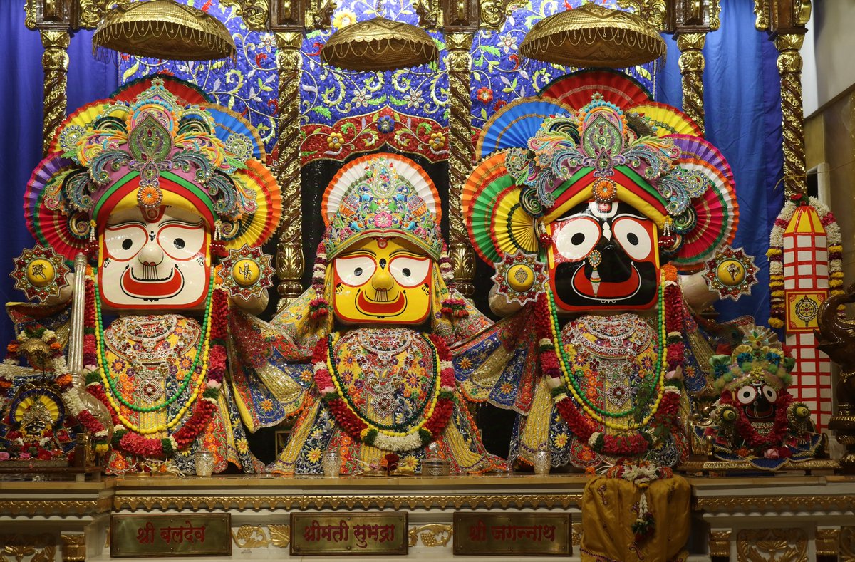 ISKCONPune's tweet photo. 🙏🏽Today's Darshan 📿 🗓18-09-2024🙏
🌷Sri Sri Jagannath Baldev Subhadra🌷
🚩@ISKCONNVCCPune🚩
.
.
#ISKCONNVCCPune #ISKCONNVCC #ISKCONPune #ISKCON
#18thseptember #18thseptember2024 #Wednesday
#kirtan #Harekrishna #Krishna #Kirtan #Krishna
#Harinaamsankirtan #Radheshyamdas
#Radhe https://t.co/51xodwMfl2