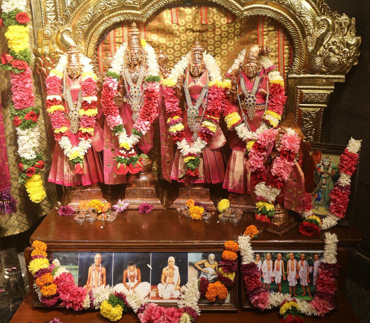 ISKCONPune's tweet photo. 🙏🏽Today's Darshan 📿 🗓18-09-2024🙏
🌷Sri Balaji🌷
🚩@ISKCONNVCCPune🚩
.
.
#ISKCONNVCCPune #ISKCONNVCC #ISKCONPune #ISKCON
#18thseptember #18thseptember2024 #Wednesday
#kirtan #Harekrishna #Krishna #Kirtan #Krishna
#Harinaamsankirtan #Radheshyamdas
#Radhe #Radha #Radhakrishna https://t.co/XNFz1wfCDF