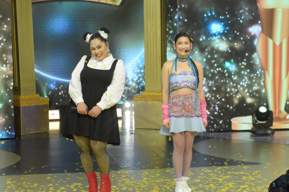 gmanetwork's tweet image. Oh shux! Sina 'BINI Jhoanna' at 'Mommy Oni' ang #KalokalikeFace4 winners natin for today! Congratulations! #ShowtimeWayboxWednesday 

For more #ItsShowtime content, visit: 
gmanetwork.com/ItsShowtime