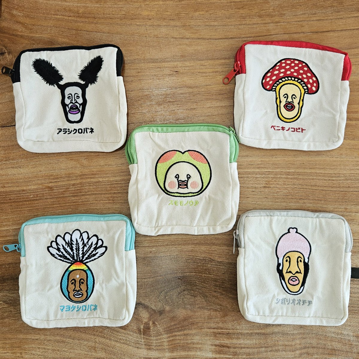 カプセルトイ新商品『#こびとづかんスクエアポーチ2』が発売になりまし