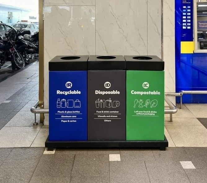 torinoracky's tweet photo. SM Expands #SMWasteFreeFuture Campaign with Waste Segregation Bins Nationwide https://t.co/pGmjHmS3Ec https://t.co/Gx07I4JaUO