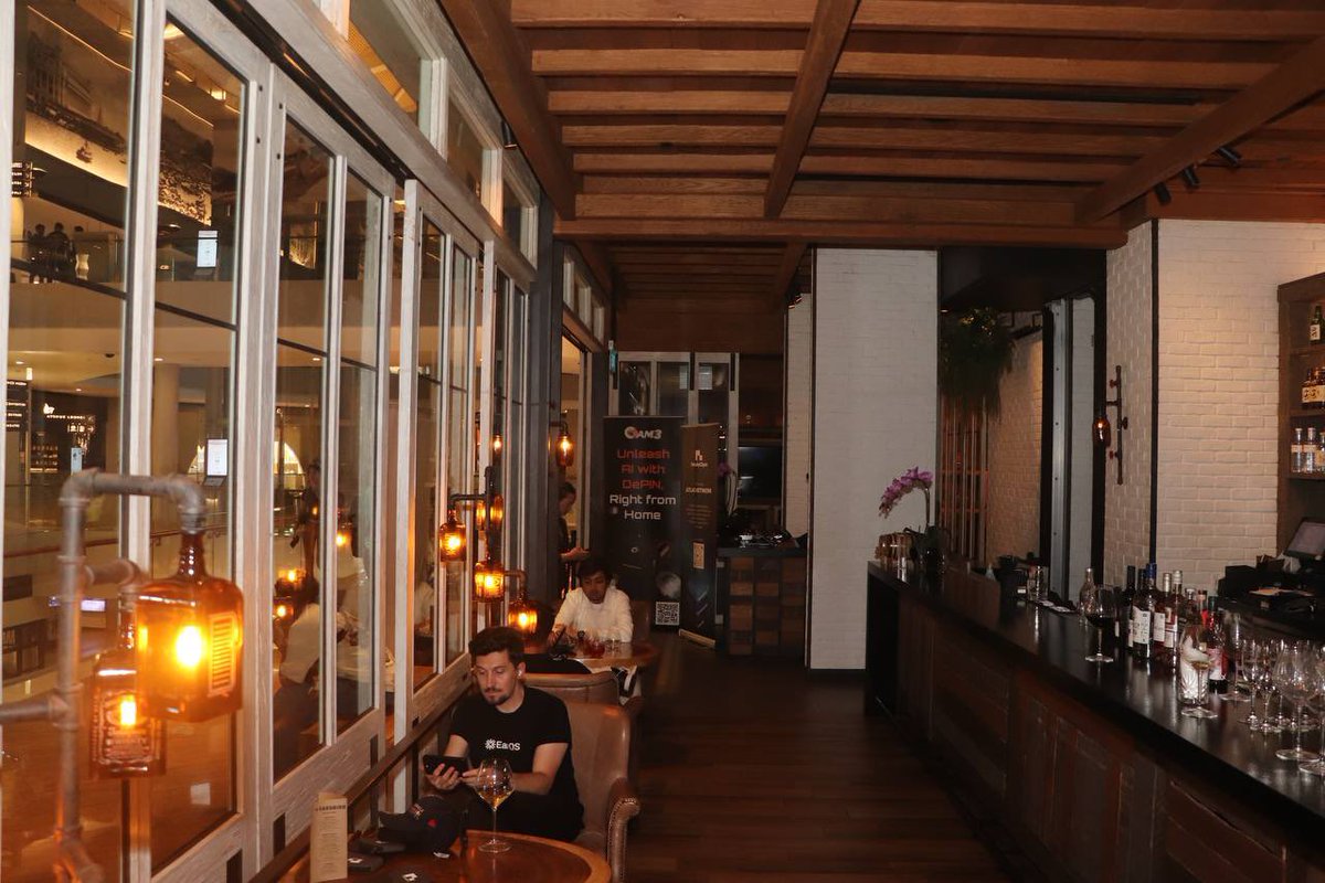 iG3_ai's tweet image. What a night! 🤍🧡

Huge thanks to @NodeOps_App for the #OrchestrationEve and to the co-hosts, speakers

Looking forward to seeing you at @token2049 #Gam3 #Token2049 #Token2049singapore #TOKEN2049Week