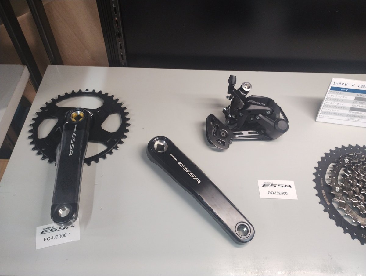 cfDBJFcXkwJeNfb's tweet image. 浅草は写真OKだったはずなので😅

#essa
#cues