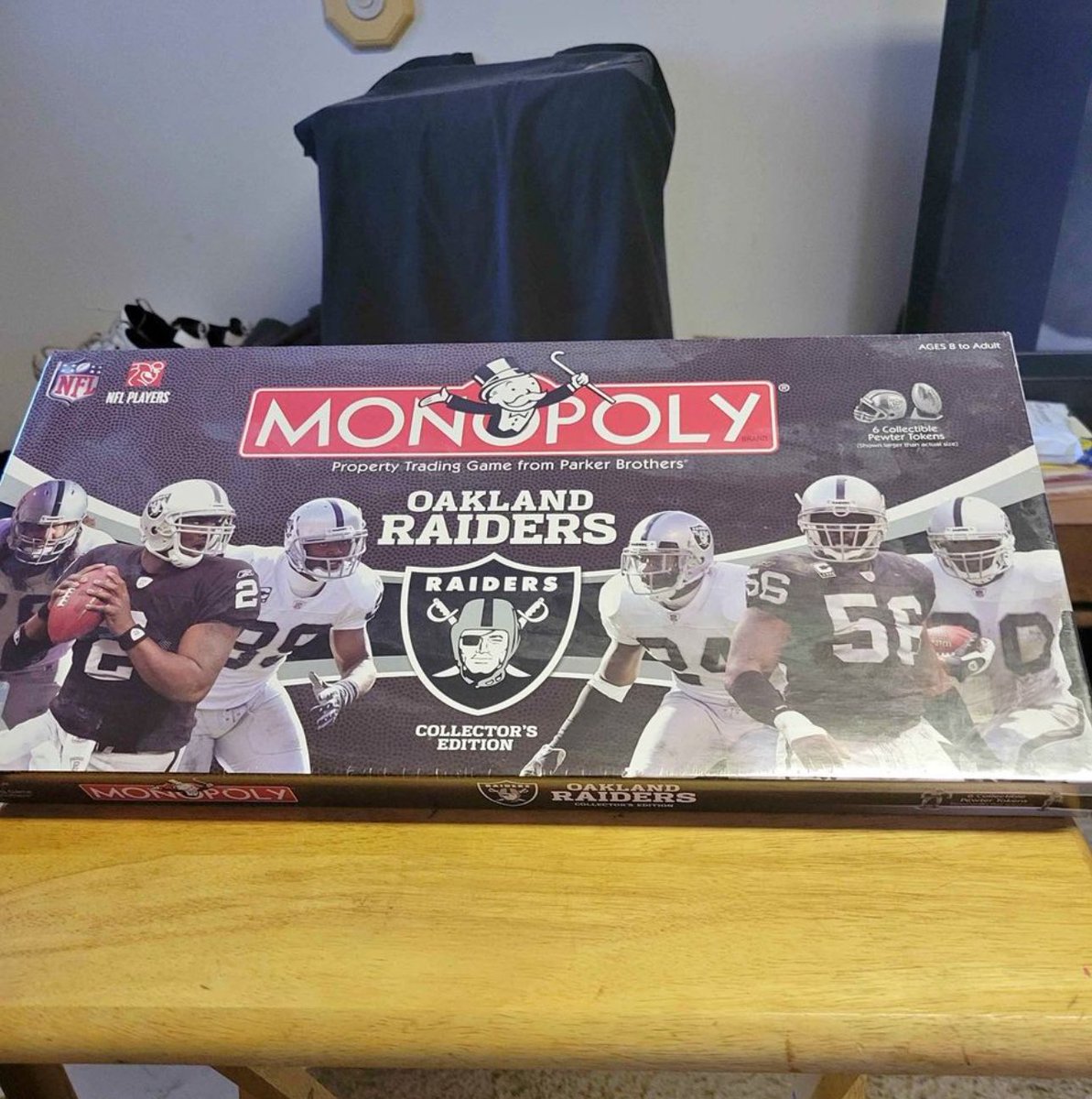 RaidersAQ's tweet photo. What’s the craziest raider item you guys have ? 

I’ll start 🏴‍☠️😂 https://t.co/jnkg1TTctu