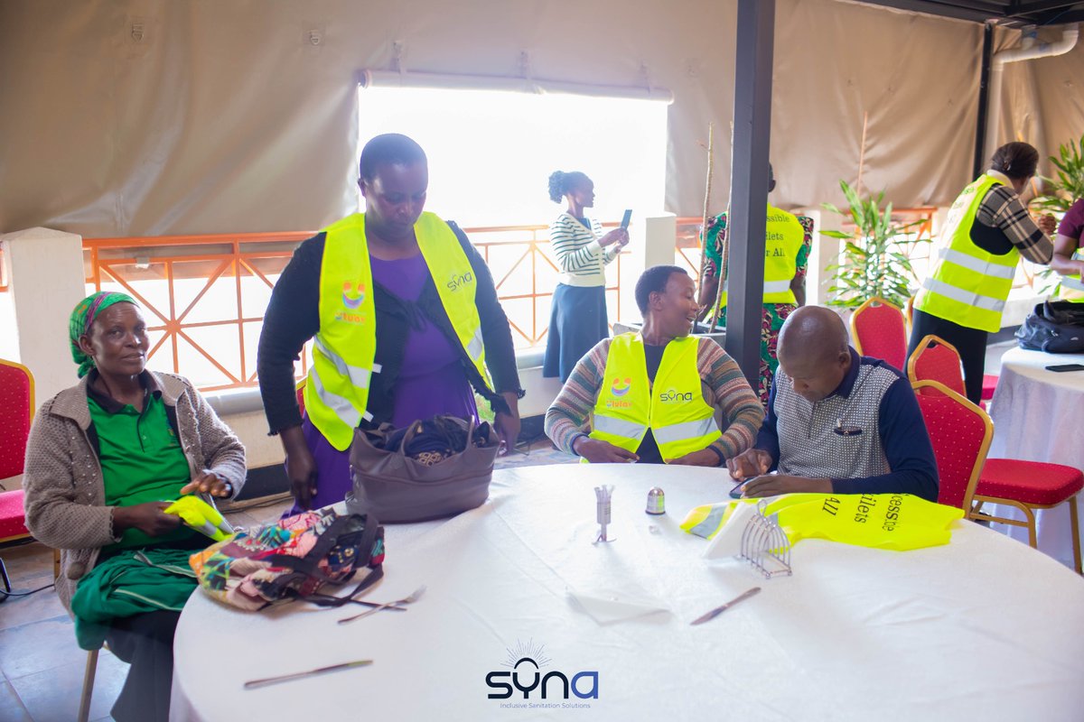 Proud to share that our Community Health Volunteers (CHV) training in Kisii was a resounding success. 

We equipped these dedicated volunteers with knowledge of the 3 Utulav toilet models and essential Behavior Change Communication (BCC) skills.