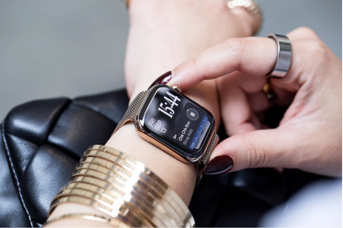 86_ltd's tweet photo. Apple Watch Series 10 Review: A Sleek Evolution

Bigger Display, Better Design

The Apple Watch turns 10, a remarkable milestone in the tech world. Instead of a grand celebration, Apple offers the Series 10, a subtle yet smart upgrade. The focus is on maximizing display size without sacrificing comfort or battery life.

A Comfortable Upgrade

The Series 10 features the largest display yet, measuring 42mm and 46mm. While I usually prefer smaller watches, the enhanced screen is a game-changer, especially for those with less-than-perfect vision. Surprisingly, the Series 10 is lighter and thinner than the Ultra 2, making it more comfortable for daily wear.

The wide-angle OLED display allows for easy viewing from various angles, making it a breeze to check notifications discreetly.

Fast Charging and Battery Life

While larger watches often mean better battery life, the Series 10 defies this trend. Thanks to a larger charging coil, it charges from 0 to 80% in just 30 minutes. A quick 15-minute charge provides eight hours of use, making it ideal for sleep tracking.

Health Features

This year’s standout health feature is sleep apnea detection, recently cleared by the FDA. While I haven’t fully tested it yet, it promises to monitor breathing disturbances over time, offering a helpful warning rather than a diagnosis.

However, the Series 10 lacks blood oxygen monitoring in the U.S., which may disappoint some users. Still, for most, this feature isn’t a dealbreaker.

Series 10 vs. Ultra 2

If you own a Series 5 or older, the Series 10 is a worthy upgrade. For those torn between the Ultra 2 and Series 10, the latter’s lighter design and larger screen make it a compelling everyday watch, despite the Ultra’s advanced features.

Conclusion

The Series 10 may not be revolutionary, but it excels in wearability and functionality. With its sleek design and improved features, it stands out as the most user-friendly Apple Watch in years.

Agree to Continue: Apple Watch Series 10

Using the Series 10 requires agreeing to various terms, including those for your iPhone and optional services. If you enable cellular service, you’ll also need to agree to your carrier’s terms.

In total, expect one mandatory agreement plus several optional ones.
#tech #Apple #AppleEvent #digital