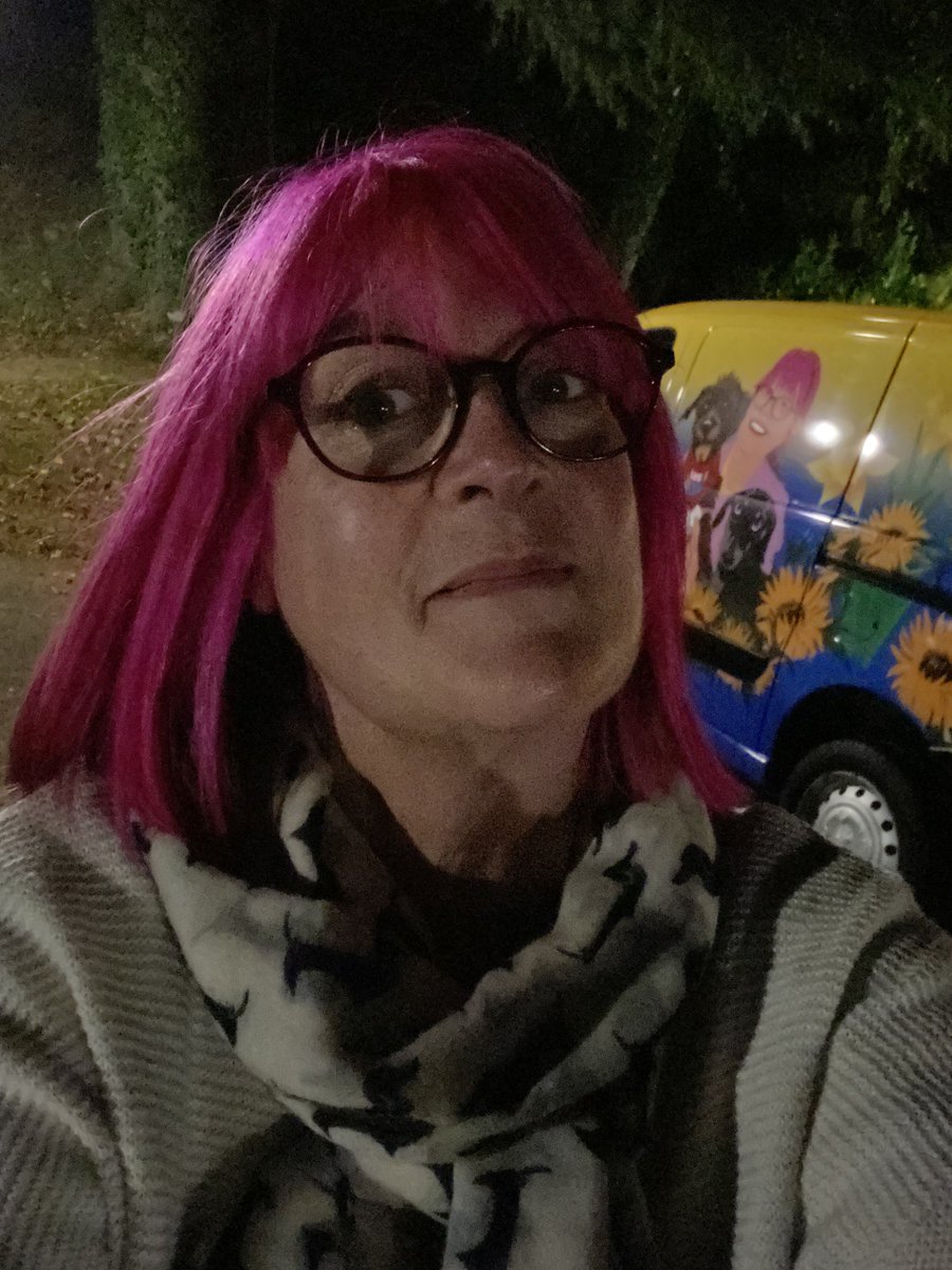 SaraMcKeeFRSA's tweet image. What a great long day full of inspiration, ideas and encouragement. Collaboration is key, a focus on CSR, engaging content and the drive to never give up! Perhaps the best way to celebrate Pa’s birthday. Thank you @NWalesSocial Rob, Big Al &amp;amp; Steve. 

#NWalesHour #InthePink