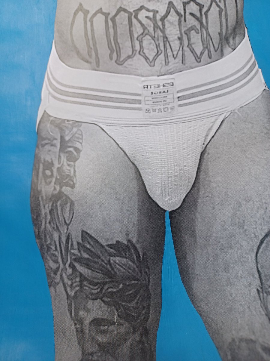 quentinscabinet's tweet photo. Out of Context  - Tatted Guy (William)
by #quentinscabinet  for the
Men at Work exhibition 
#vagabond #tattoos #jockboy #selfie #closeup #legday https://t.co/cIeAFxoZGy