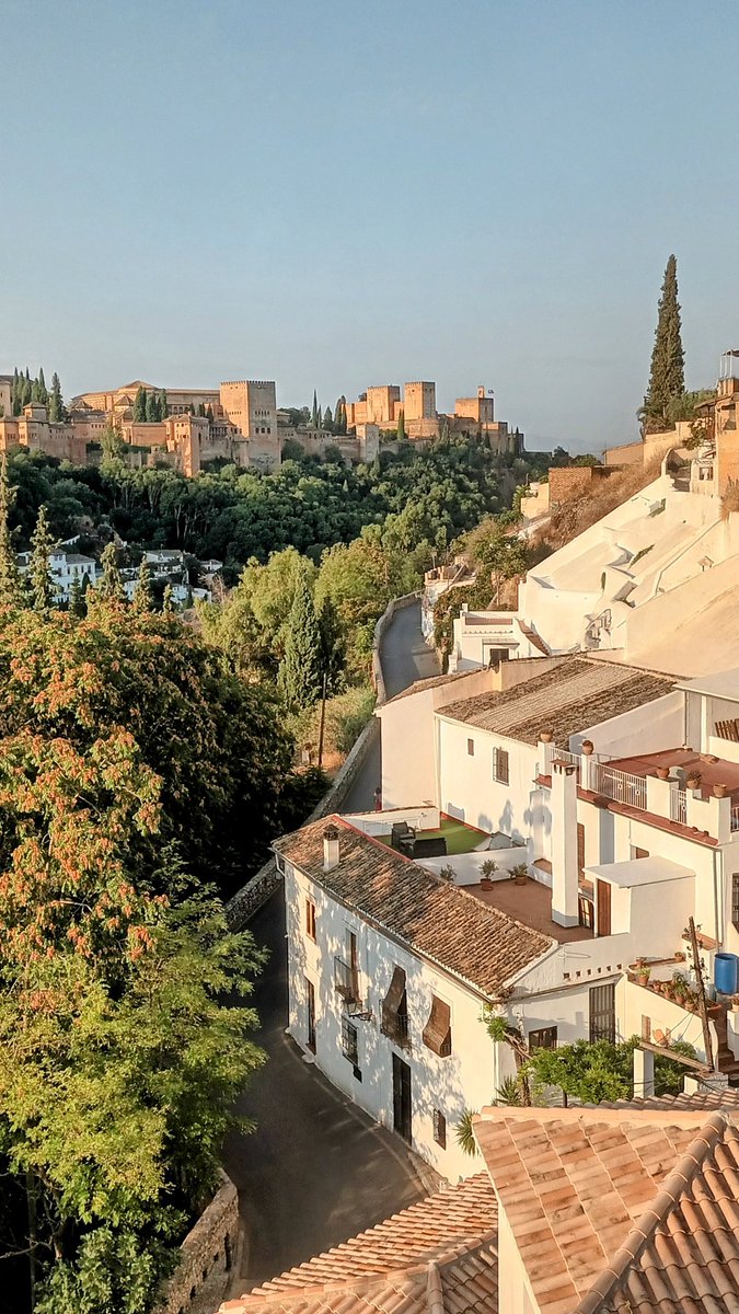 Buenos días! 
14° de mínima a las 8h.