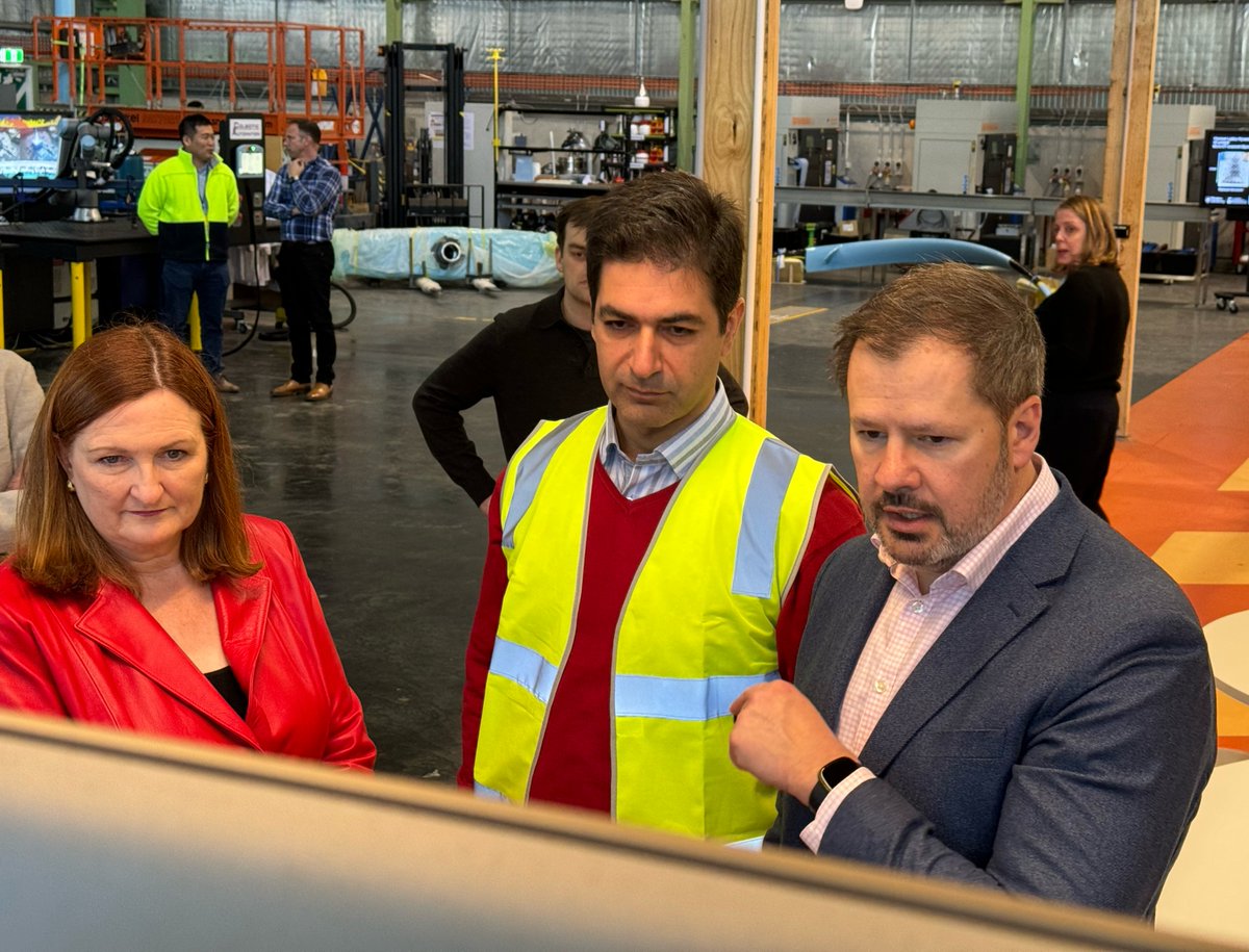 Flinders University (@flinders) on Twitter photo Flinders is making great strides in innovation and industry collaboration. Today <a href="/IndustryGovAu/">Department of Industry, Science and Resources</a> Federal Minister Ed Husic MP & Federal Member Louise Miller-Frost MP toured Flinders Factory of the Future @TonsleySA to assess progress following the $10.1 million funding commitment. Flinders is making great strides in innovation and industry collaboration. Today <a href="/IndustryGovAu/">Department of Industry, Science and Resources</a> Federal Minister Ed Husic MP & Federal Member Louise Miller-Frost MP toured Flinders Factory of the Future @TonsleySA to assess progress following the $10.1 million funding commitment.