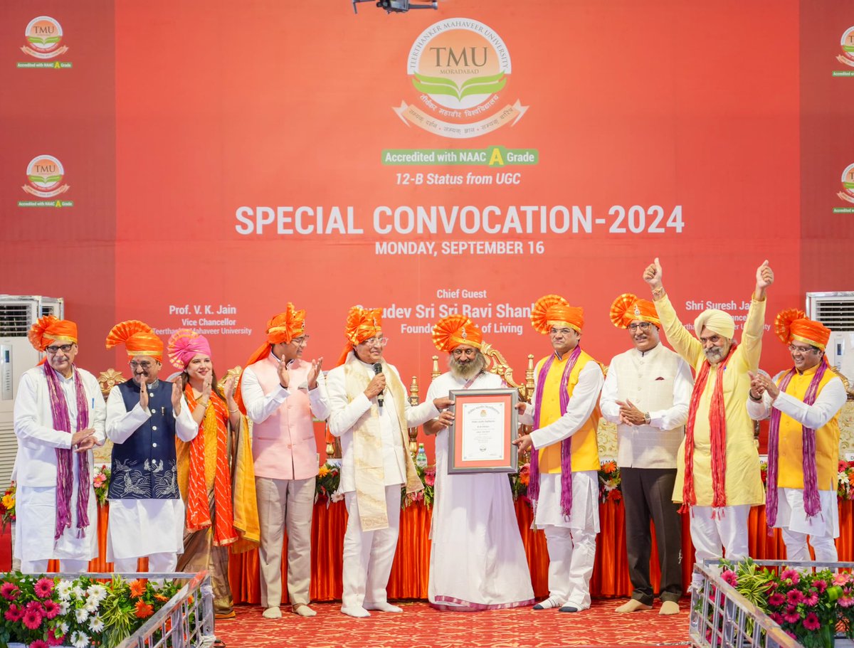 Gurudev's tweet photo. Received an honorary degree from Teerthankar Mahaveer University, the pride of Uttar Pradesh. It has a beautiful campus and many feathers in its cap. https://t.co/lh2C6dIoKq