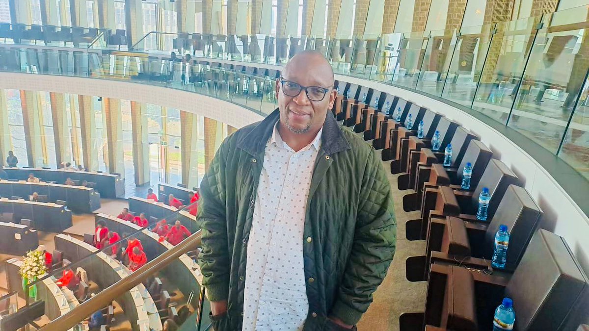 SthembeloMajola's tweet image. Gauteng Provincial Chairperson @Funzi_Ngobeni is currently attending the Memorial Service of Councillor Mphahlele of the @EFFSouthAfrica who was killed fighting for Service delivery,  this will be followed by the two day Ordinary Council