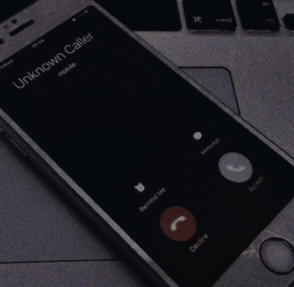 ATADOALOSCURO's tweet photo. • ㅤ♰ 
     ╰┈➤ #𝘚𝘌𝘏𝘚𝘌𝘙𝘗 
⠀@thehiddenranch

*⠀𝓃ombre﹕ Melisa Salazar. ⠀⠀
*⠀𝑒dad:  ⠀⠀26 años.
*⠀𝘰cupación﹕ Investigadora Paranormal. ⠀⠀
*⠀𝒻𝖈﹕ ⠀Zendaya Coleman. 

“ 𝗡𝗼 𝗵𝗮𝘆 𝗲𝘀𝗰𝗮𝗽𝗮𝘁𝗼𝗿𝗶𝗮; 𝘆𝗮 𝗲𝘀 𝗽𝗮𝗿𝘁𝗲 𝗱𝗲 𝗺𝗶́. ” https://t.co/Q0LVbZEy4G